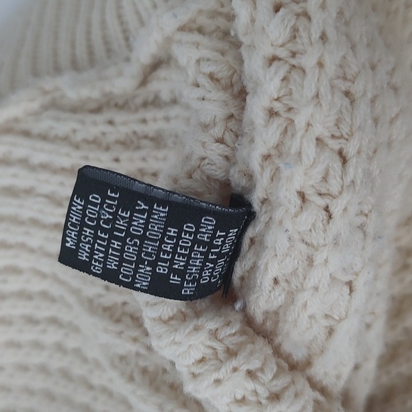 Cream Sweater with Button Accents - Picture 5 of 7